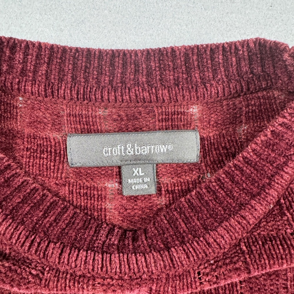 Croft & Barrow Mens XL Burgundy Red Textured Chenille Knit Crewneck Sweater - Picture 2 of 10